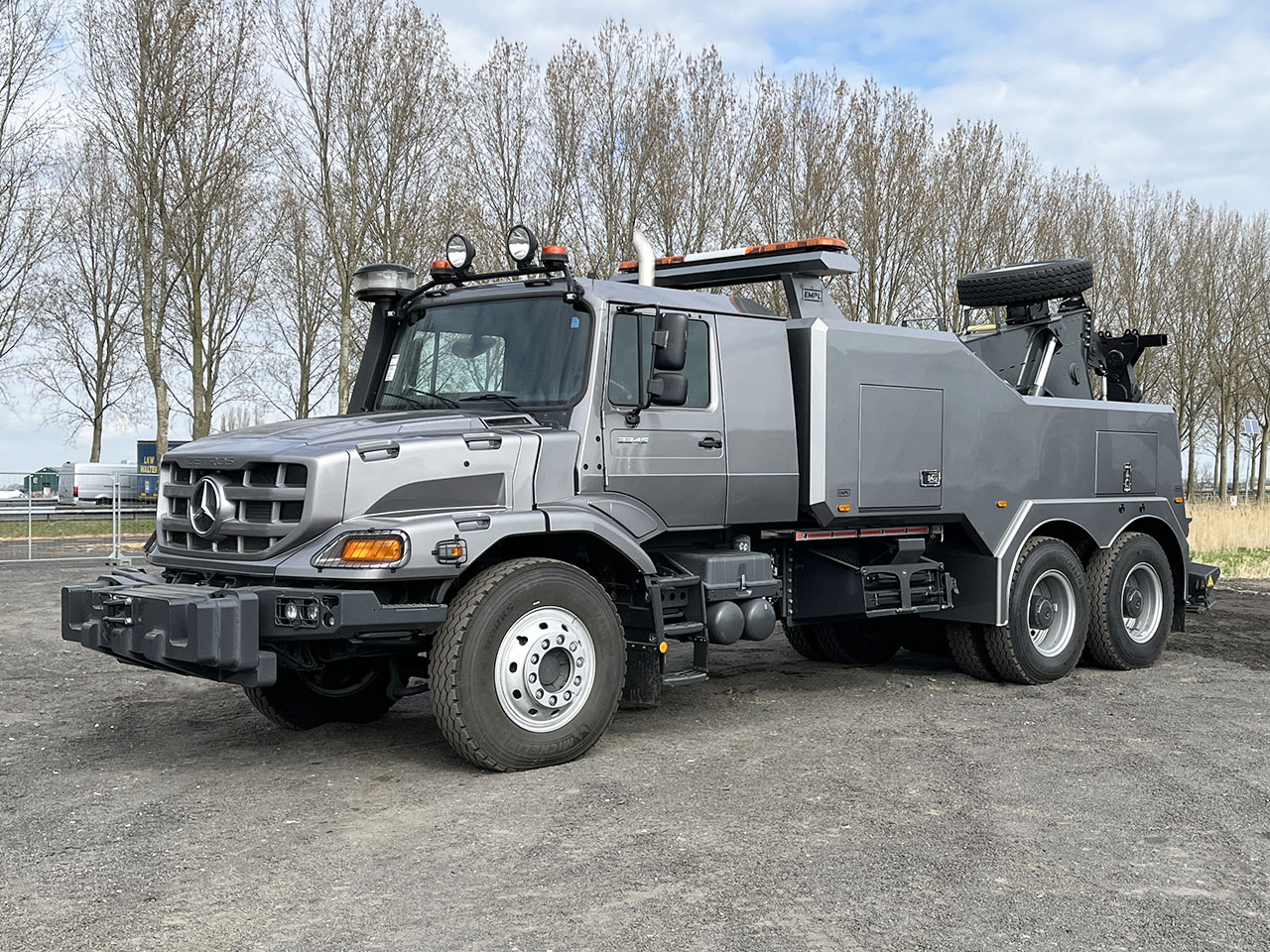 Mercedes-Benz Zetros 3345-K 6x4 Recovery Truck for sale | pktrucks.com