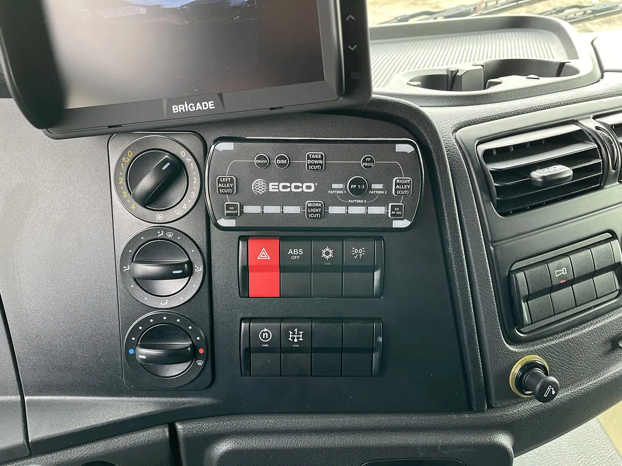 Mercedes-Benz Zetros 3345-K 6x4 Recovery Truck 10