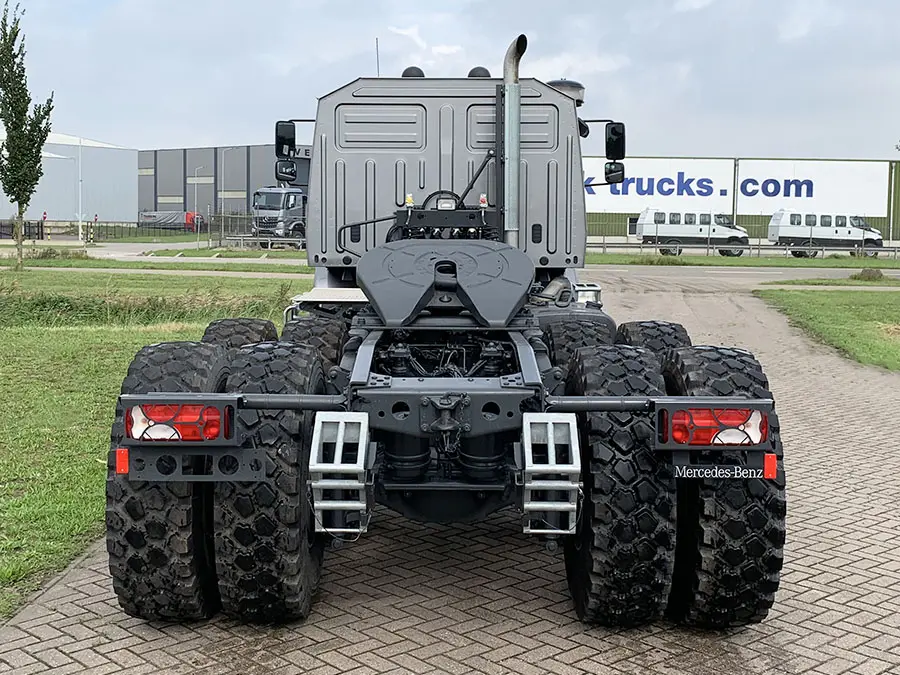 Mercedes-Benz Zetros 3643-S 6x4 Tractor Head 12