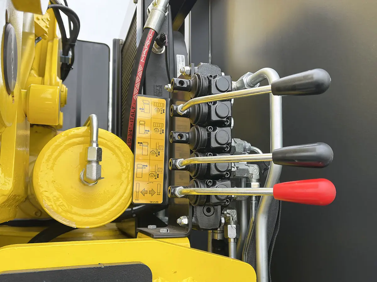 Mercedes-Benz Zetros 4042-K Hyva HC361E3 6x4 Crane Truck 15