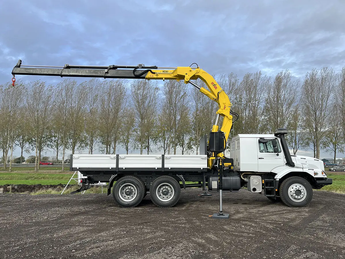 Mercedes-Benz Zetros 4042-K Hyva HC361E3 Crane Truck 6x4 17