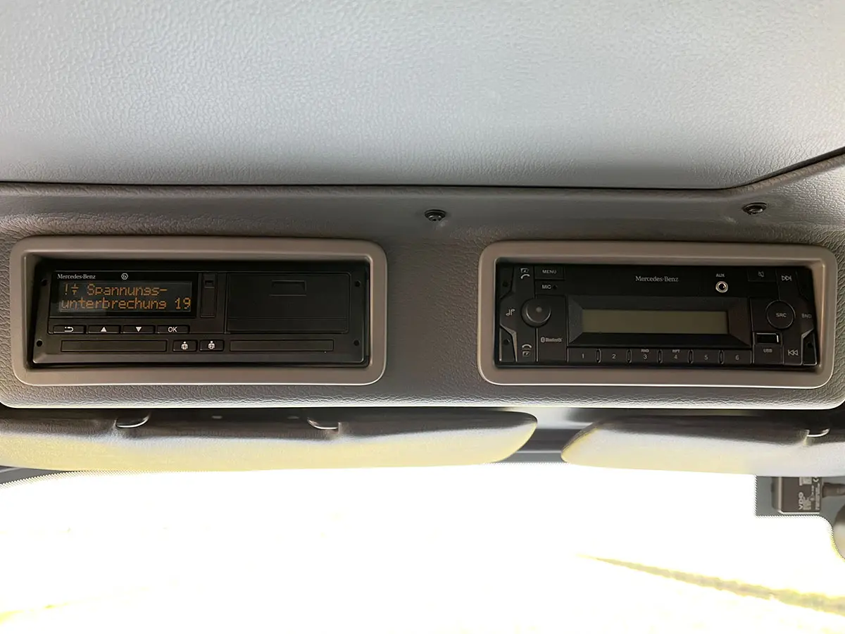 Mercedes-Benz Zetros 4048 6x6 Chassis Cabin 10