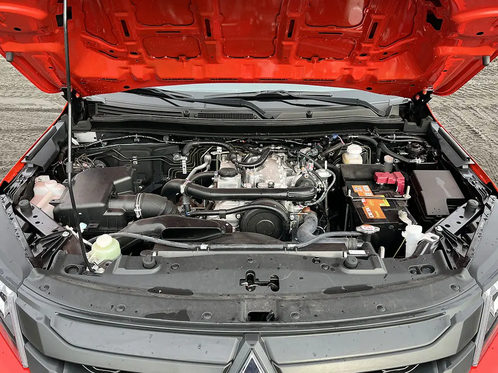 Mitsubishi L200 GL Véhicule de pompier 4x4 15