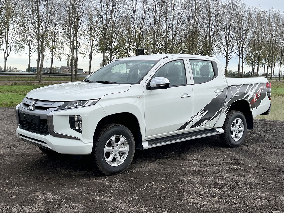 Mitsubishi L200 GLX Double Cab Pick-up 4x4 2022 for sale