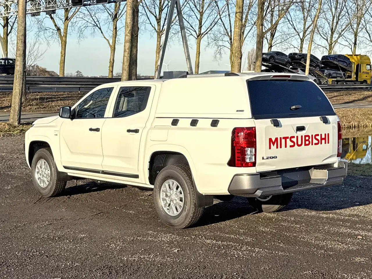 Mitsubishi L200 GLX Camionnette double cabine pick-up 4x4 6