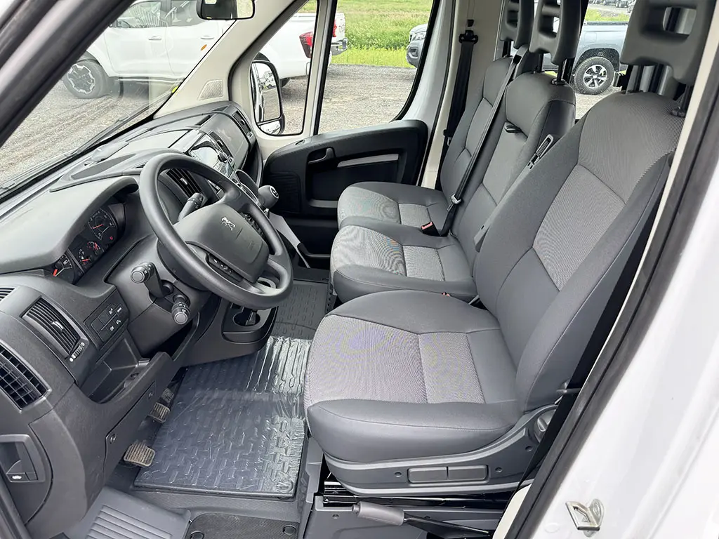 Peugeot Boxer L3H2 Crew 4x2 Chassis Cabin 7