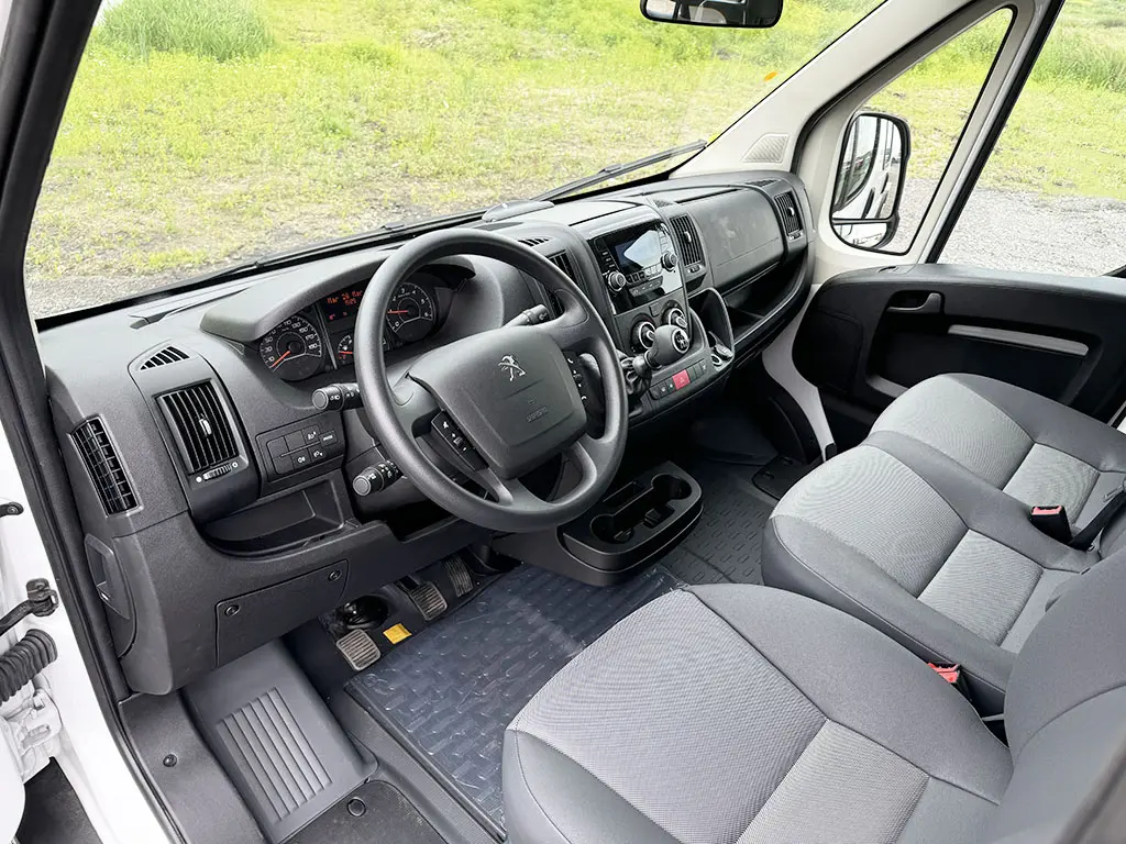 Peugeot Boxer L3H2 Crew 4x2 Chassis Cabin 8