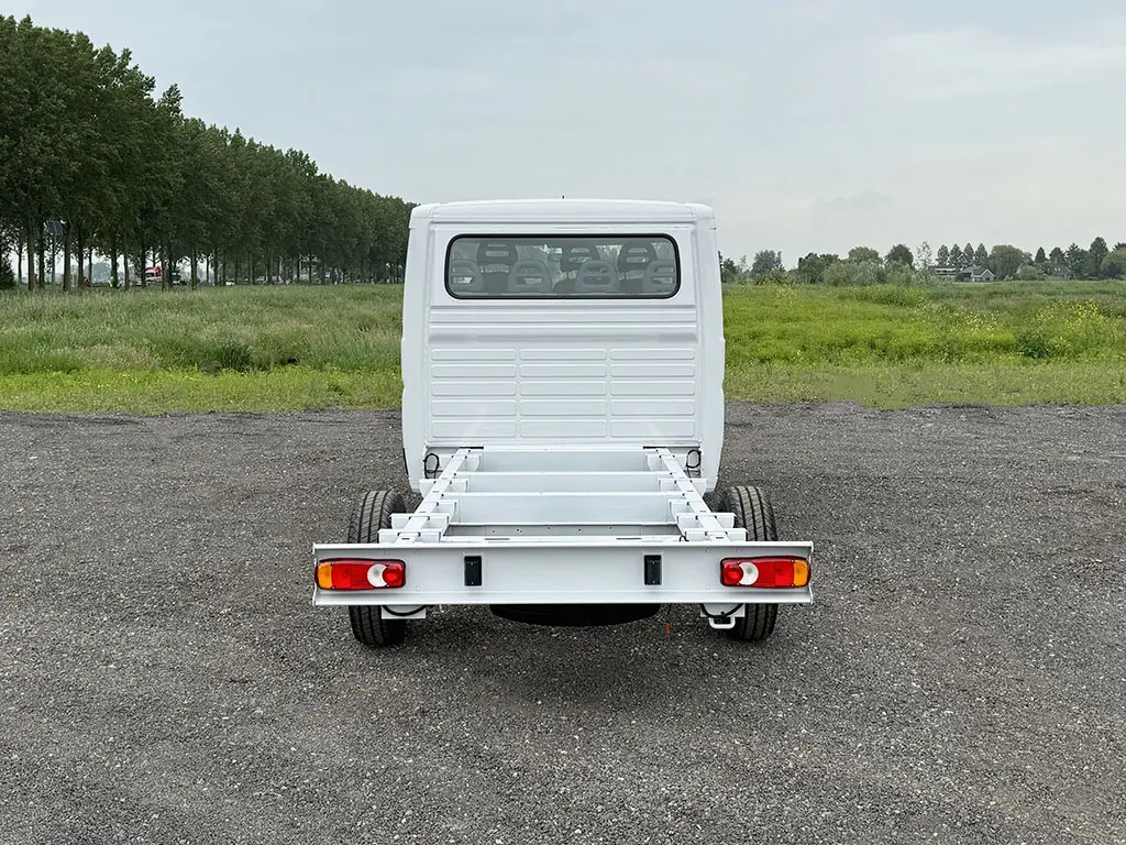 Peugeot Boxer L3H2 Crew 4x2 Chassis Cabin 11