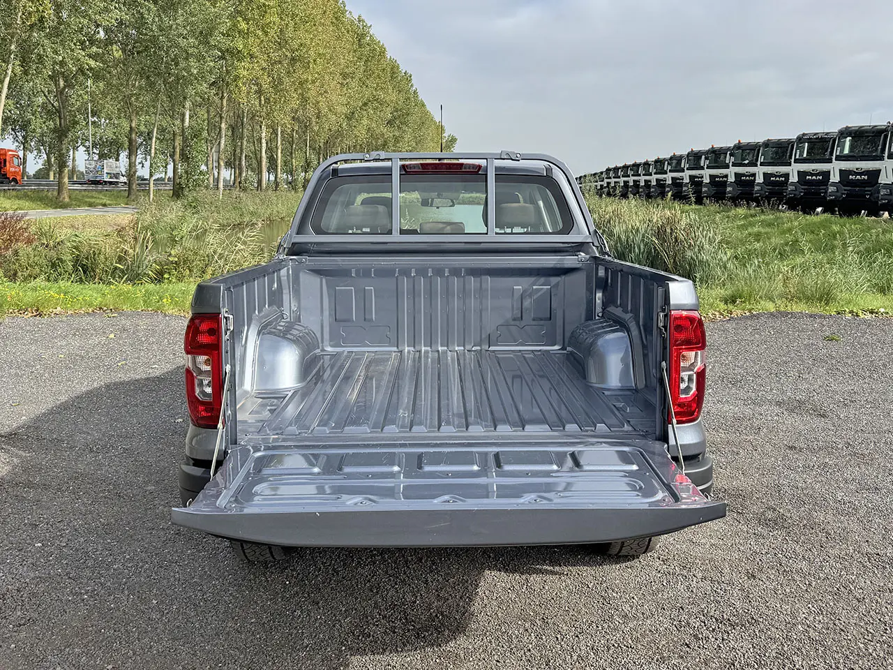Peugeot Landtrek DC Double Cab Pick-up 4x4 13