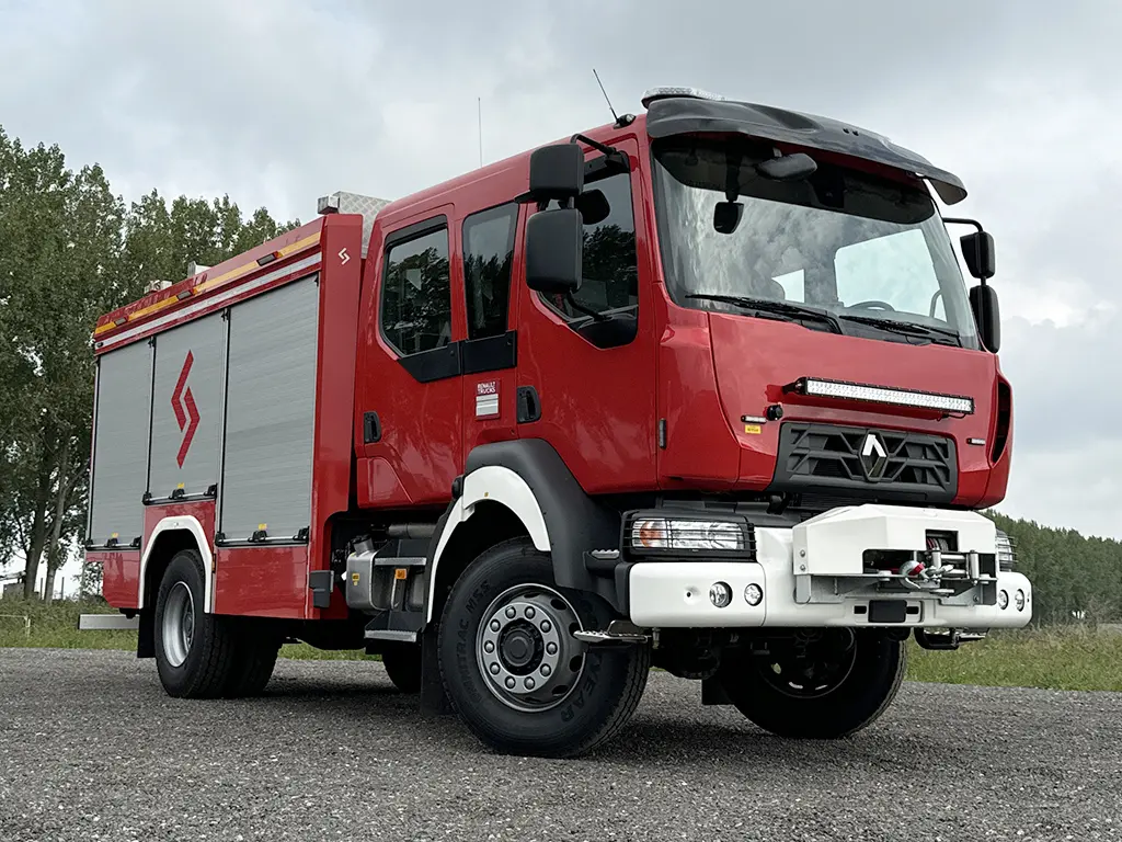 Renault D16 4x4 Fire Fighter Truck 4