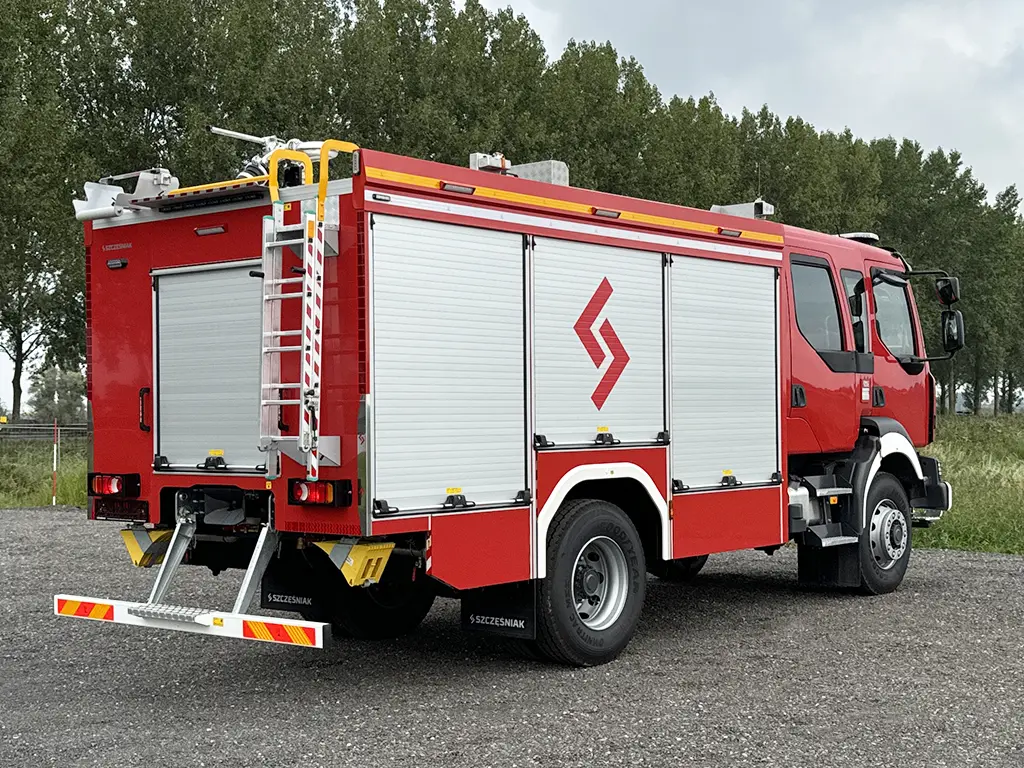 Renault D16 4x4 Fire Fighter Truck 6