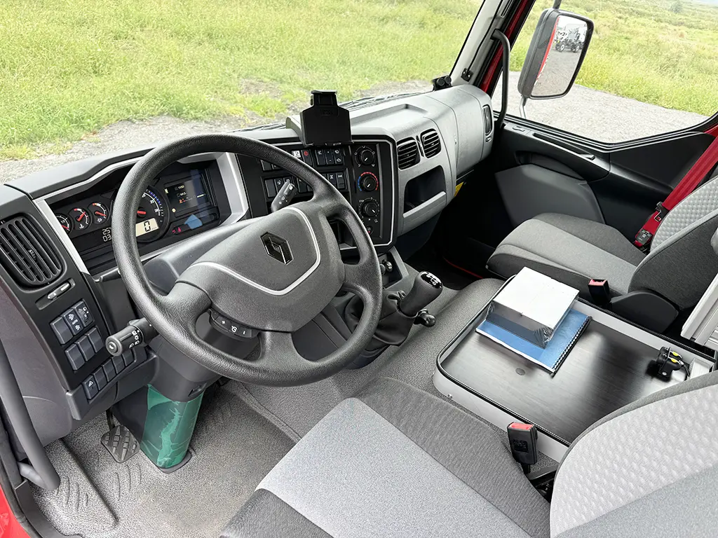 Renault D16 Fire Fighter Truck 4x4 8