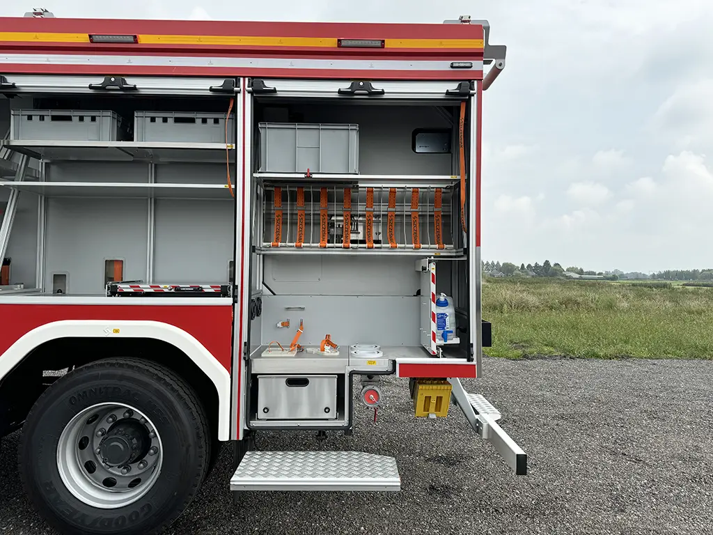 Renault D16 Fire Fighter Truck 4x4 19