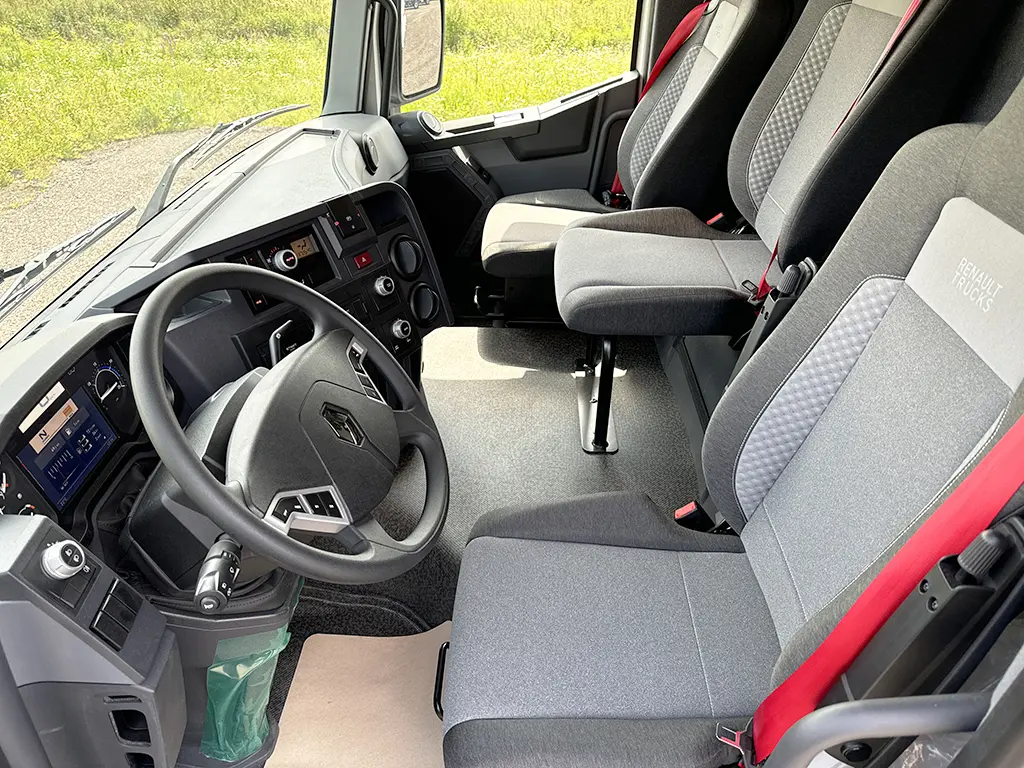 Renault K 460 6x6 Water Tank Truck 7