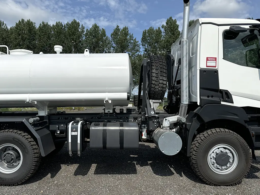 Renault K 460 Water Tank Truck 6x6 13