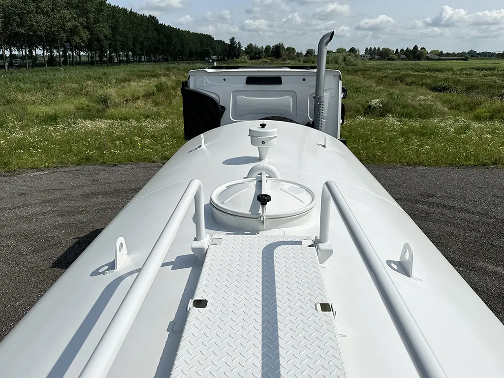 Renault K 460 6x6 Water Tank Truck 15