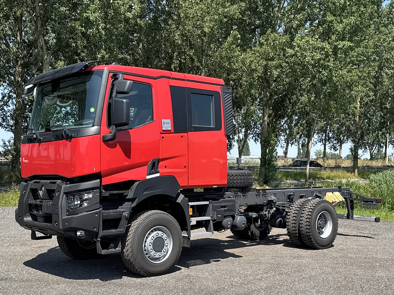 Renault K P4X4 MEDIUM Chassis Cabin 4x4