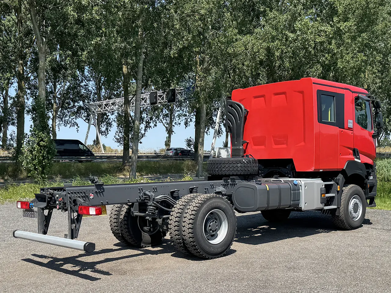Renault K P4X4 MEDIUM Chassis Cabin 4x4
