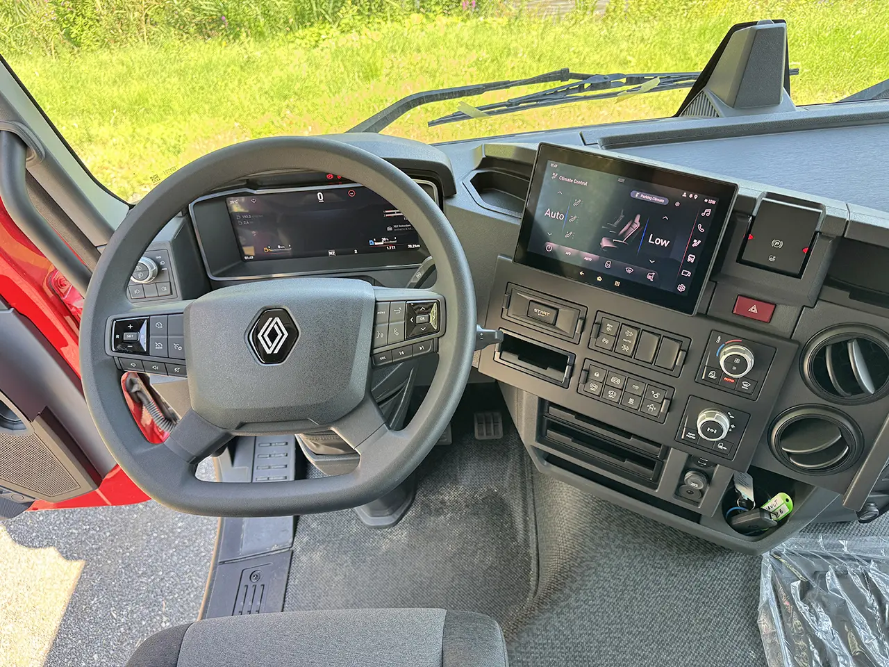 Renault K P4X4 MEDIUM Chassis Cabin 4x4 10