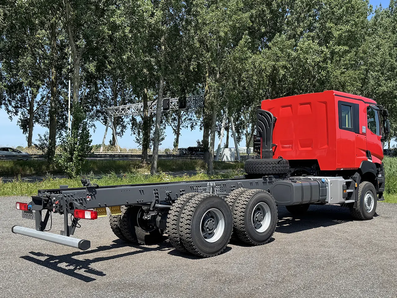 Renault K P6X6 MEDIUM Chassis Cabin 6x6 2