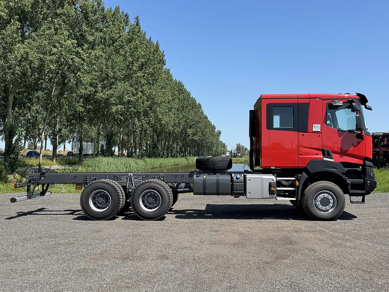 Renault K P6X6 MEDIUM Chassis Cabin 6x6 5