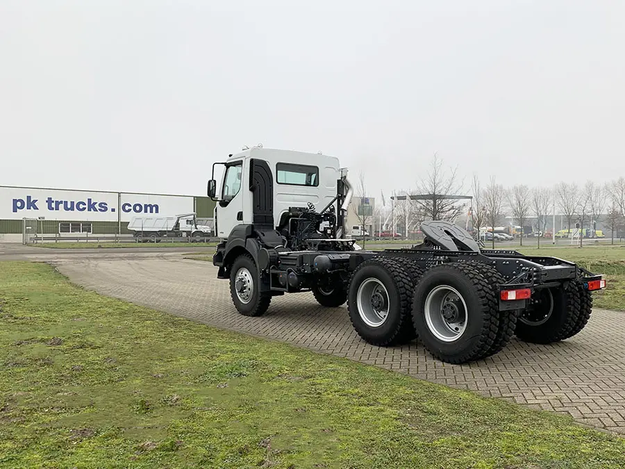 Renault Kerax 440 DXI Tractor Head 6x6 3