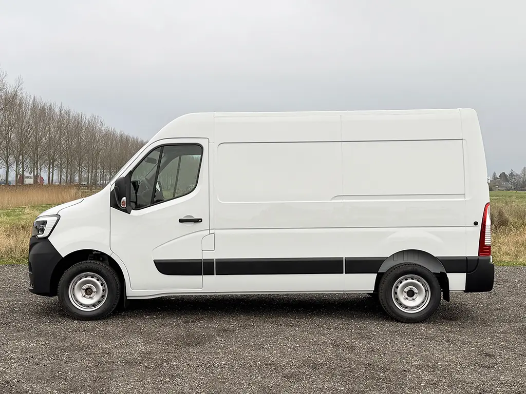 Renault Master L2H2 4x2 Fourgon