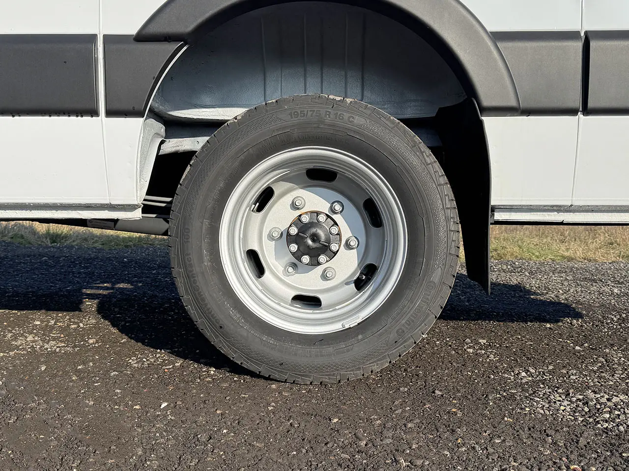 Renault Master L4H3 4x2 Closed Van 14