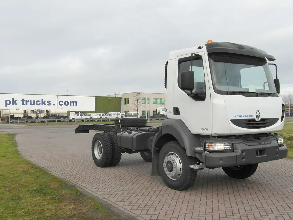 Renault Midlum 240.15 4x4 Chassis Cabin 4