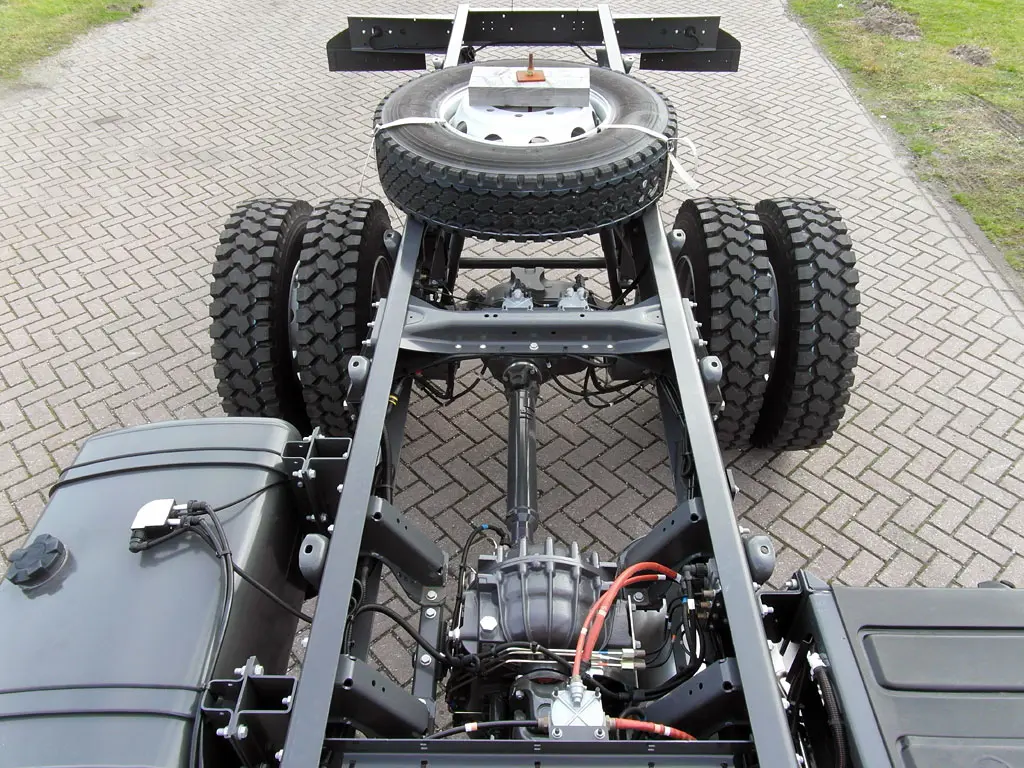 Renault Midlum 240.15 4x4 Chassis Cabin 9