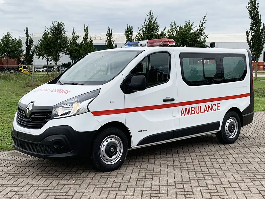 Renault Trafic dCi 120 L1H1 Ambulance Van 4x2