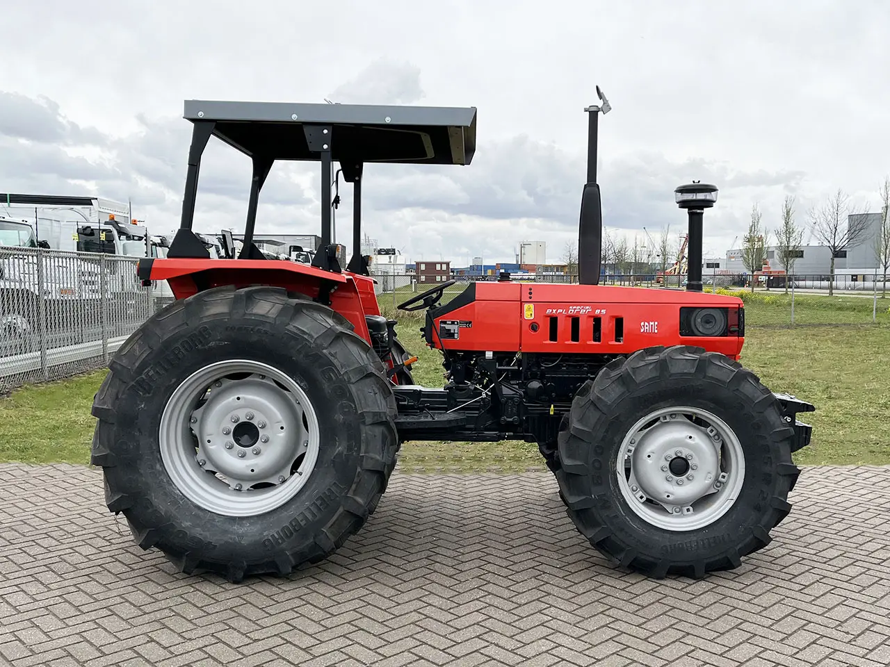 Same Explorer Special 85 4x4 Agricultural Tractor 5