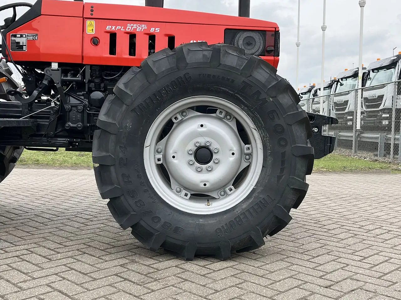 Same Explorer Special 85 4x4 Agricultural Tractor 12