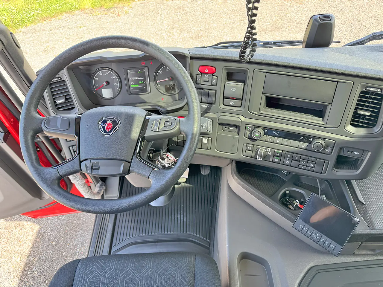 Scania G460 HZ 6x4 Fire Fighter Truck 9