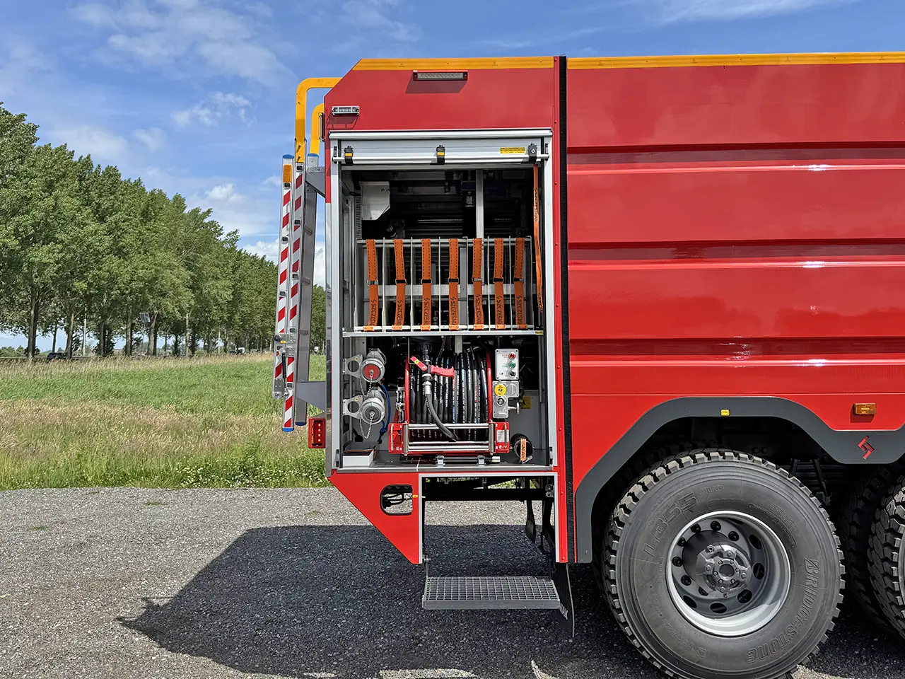 Scania G460 HZ Camion de pompiers 6x4 15