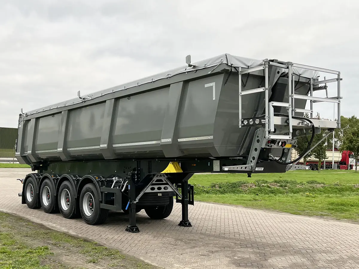 Schmitz Cargobull SKI 24 4-Axle Tipper Trailer 4