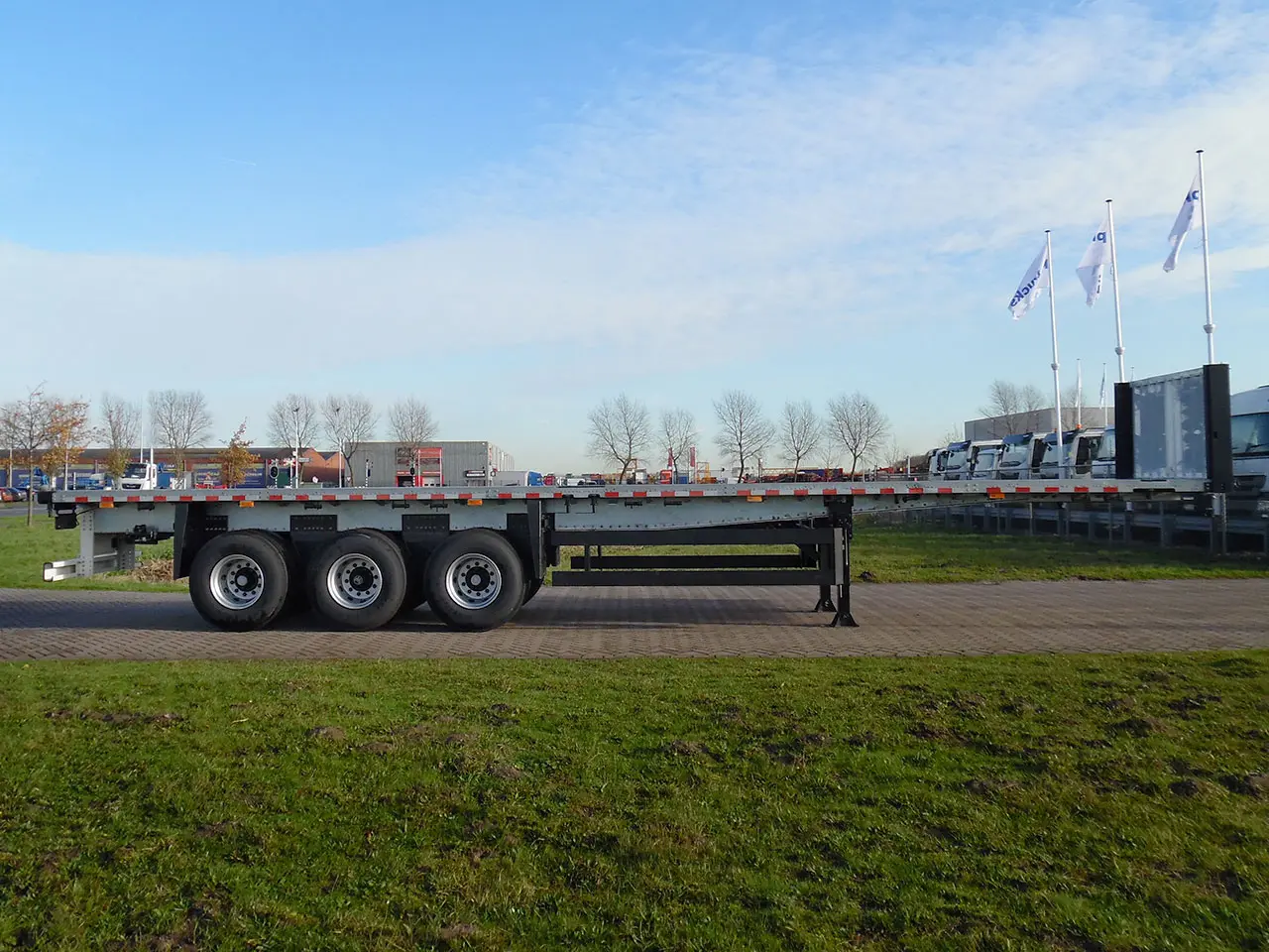 Schmitz SHD 40ft Semi-remorque plateau porte container 3-Essieux 5
