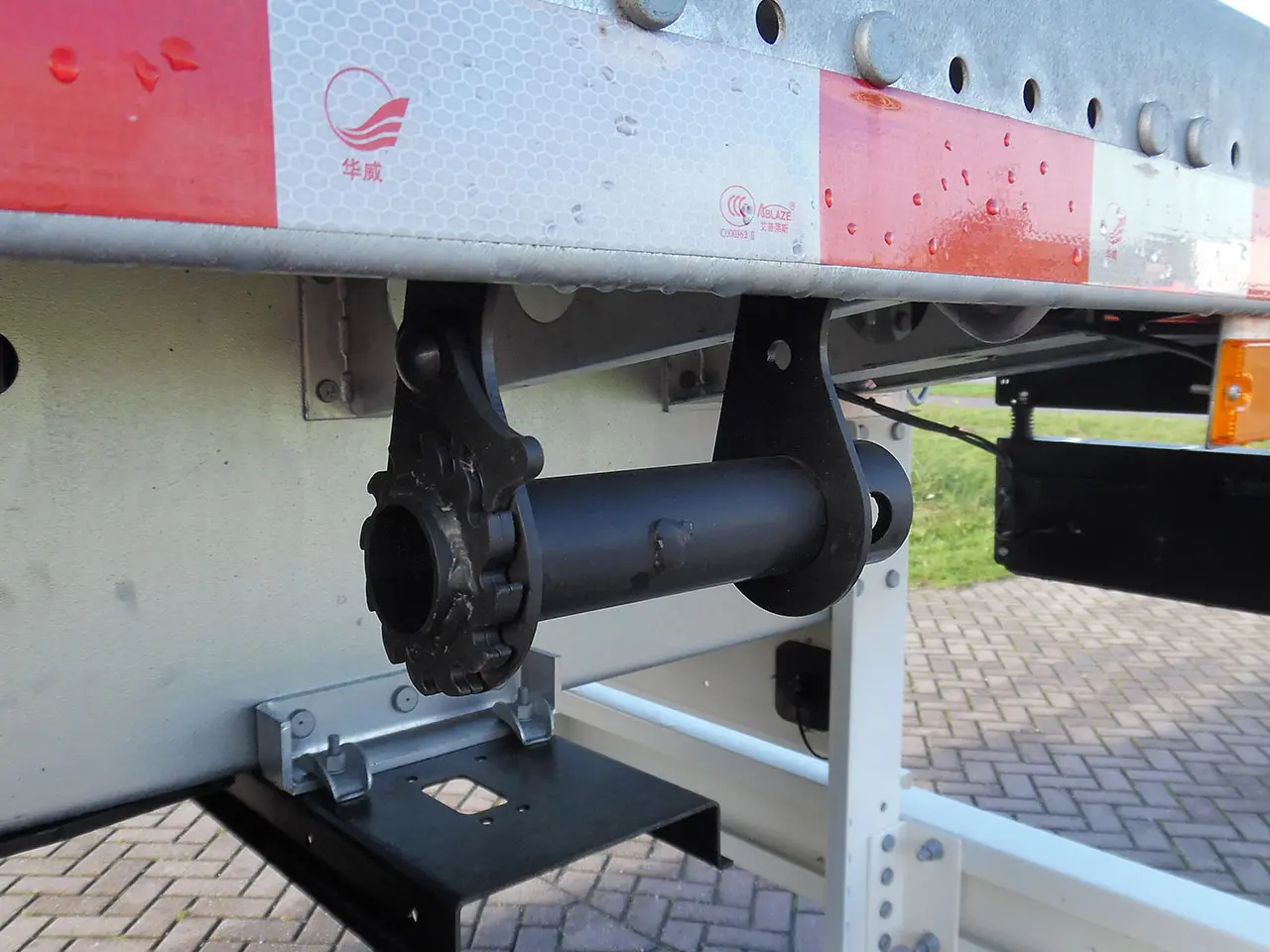 Schmitz SHD 40ft Semi-remorque plateau porte container 3-Essieux 10