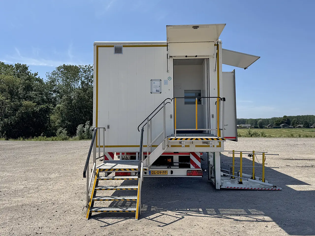 Smit STO-1030 Medical Hospital Trailer 2-Axle 11
