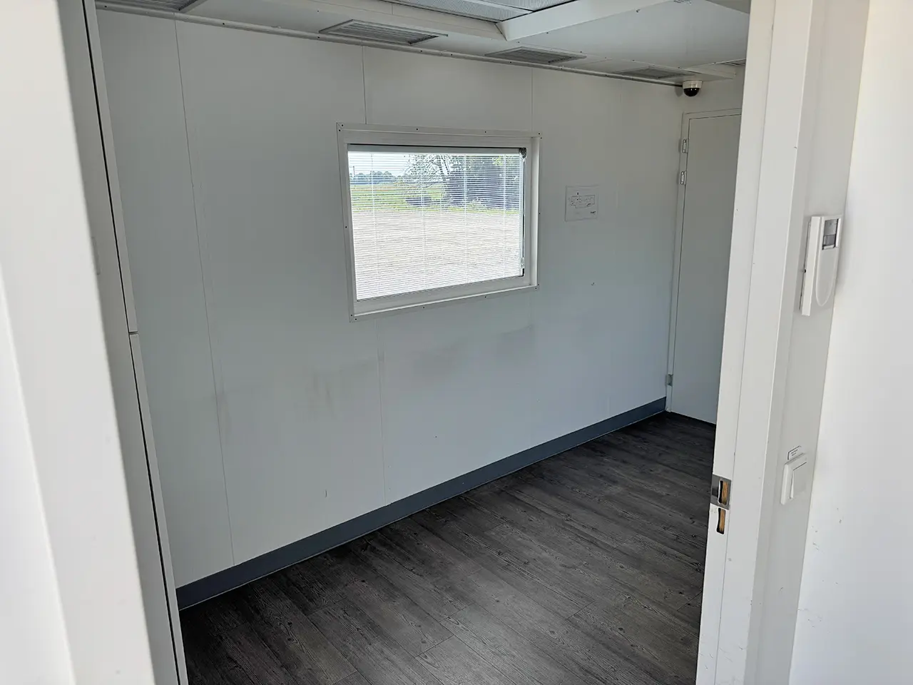 Smit STO-1030 Medical Hospital Trailer 2-Axle 13