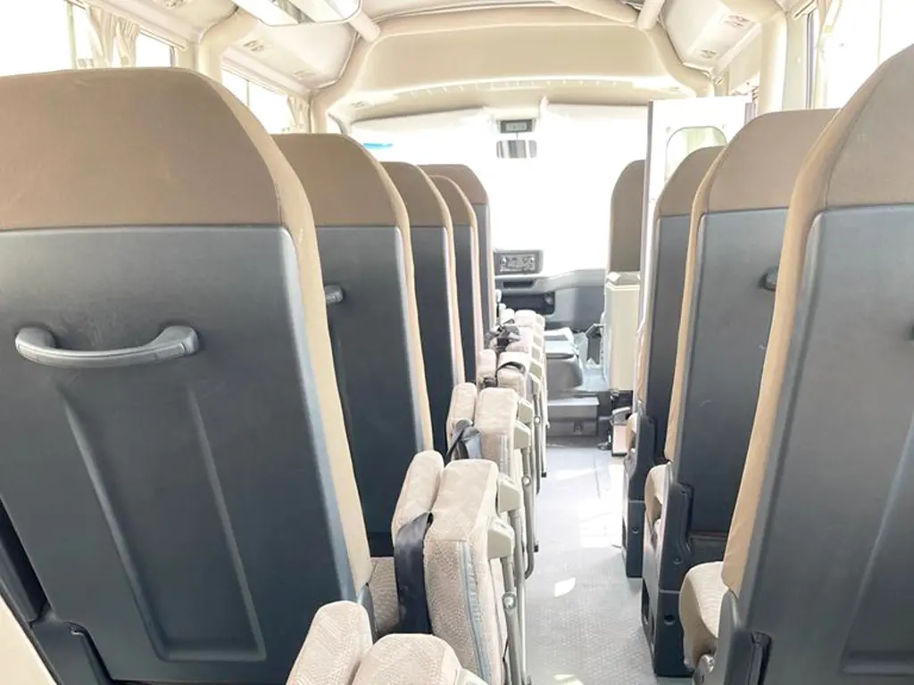 Toyota Coaster 30S 4x4 Midi Bus 12