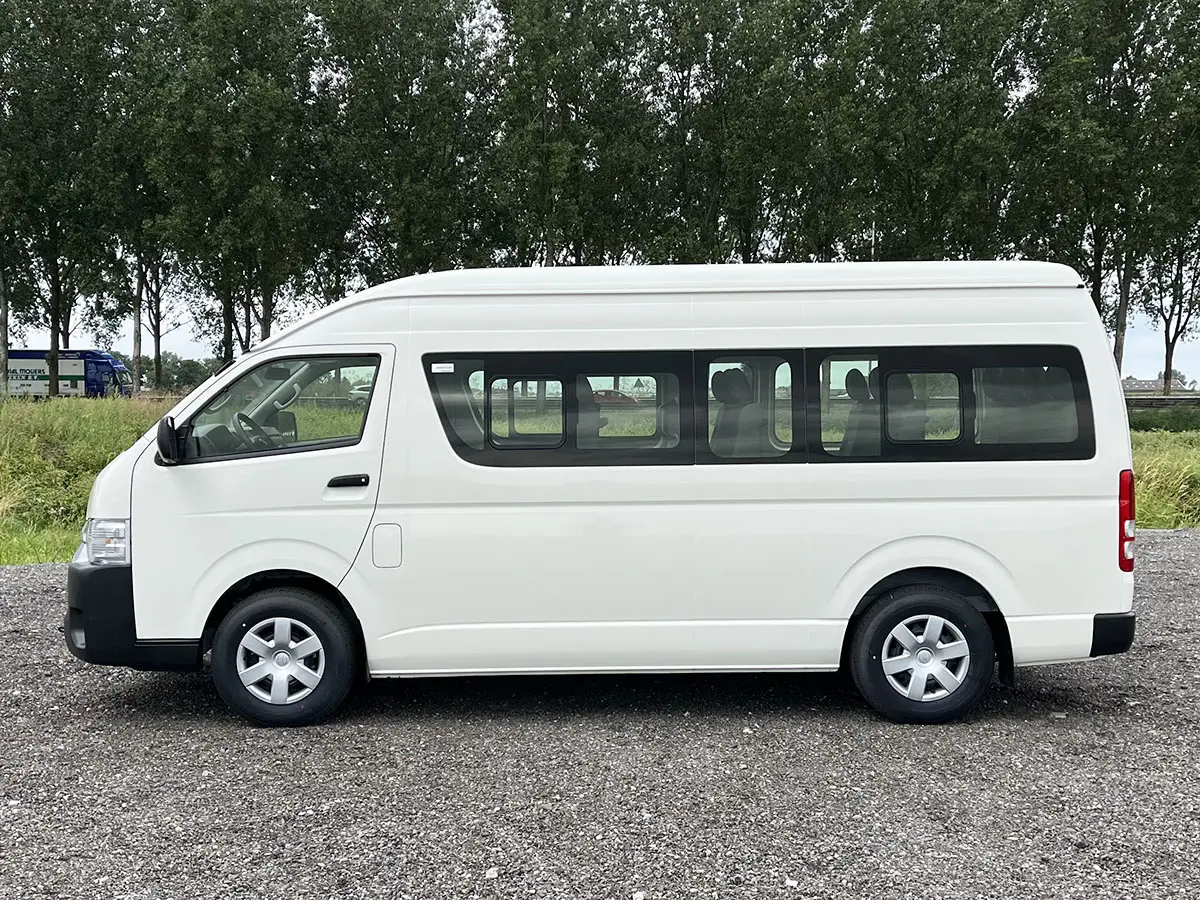 Toyota Hiace GL High Roof 4x2 Mini Bus