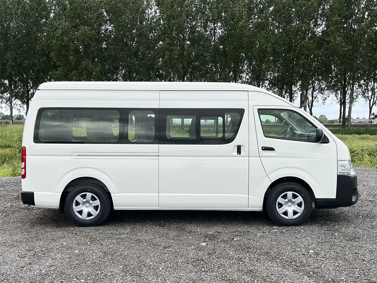 Toyota Hiace GL High Roof Mini bus 4x2 5