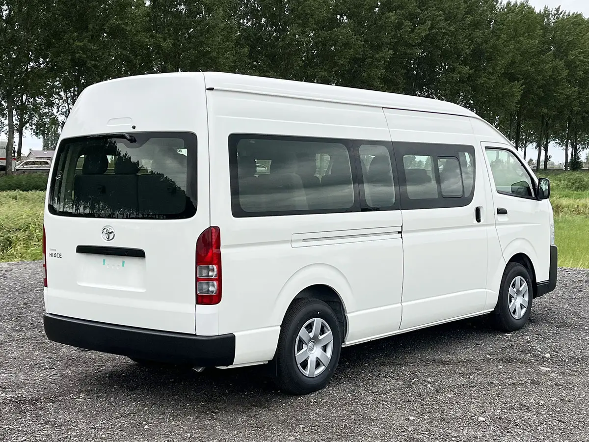 Toyota Hiace GL High Roof 4x2 Mini Bus 6