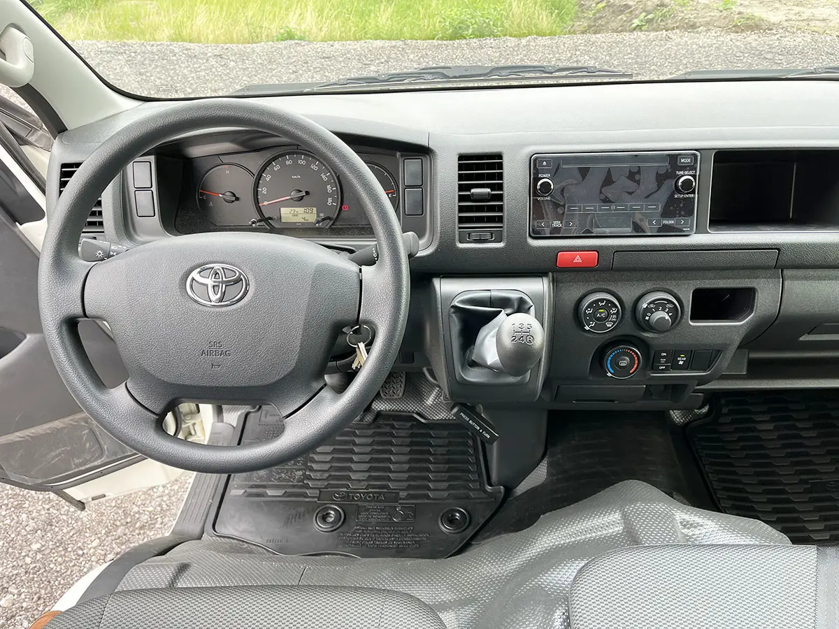 Toyota Hiace GL High Roof Mini bus 4x2 9