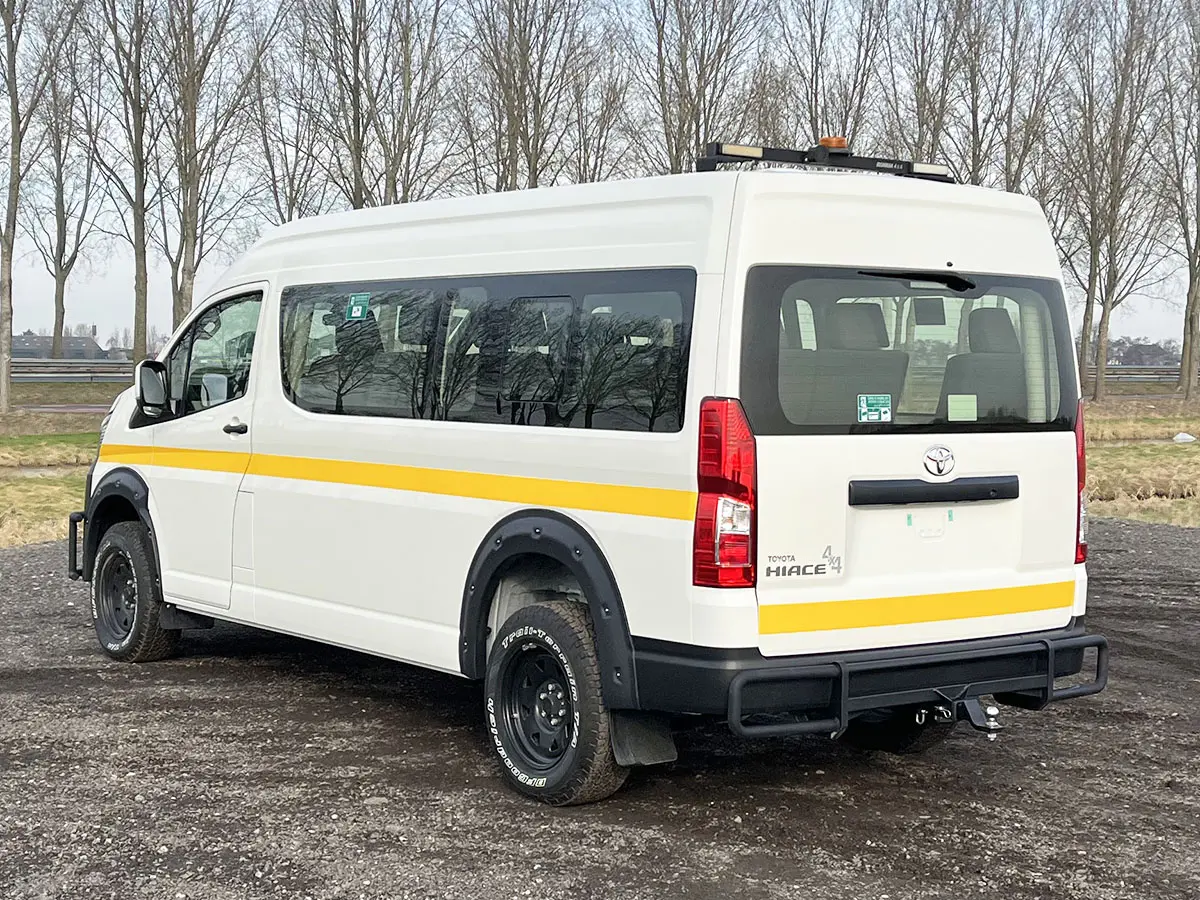 Toyota Hiace GL High Roof 4x4 Mini bus