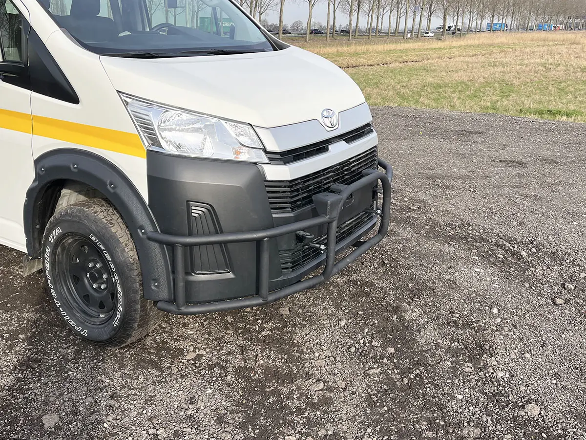 Toyota Hiace GL High Roof 4x4 Mini Bus 15