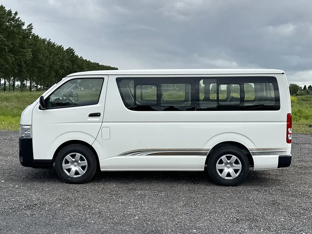 Toyota Hiace Standard Mini bus 4x2