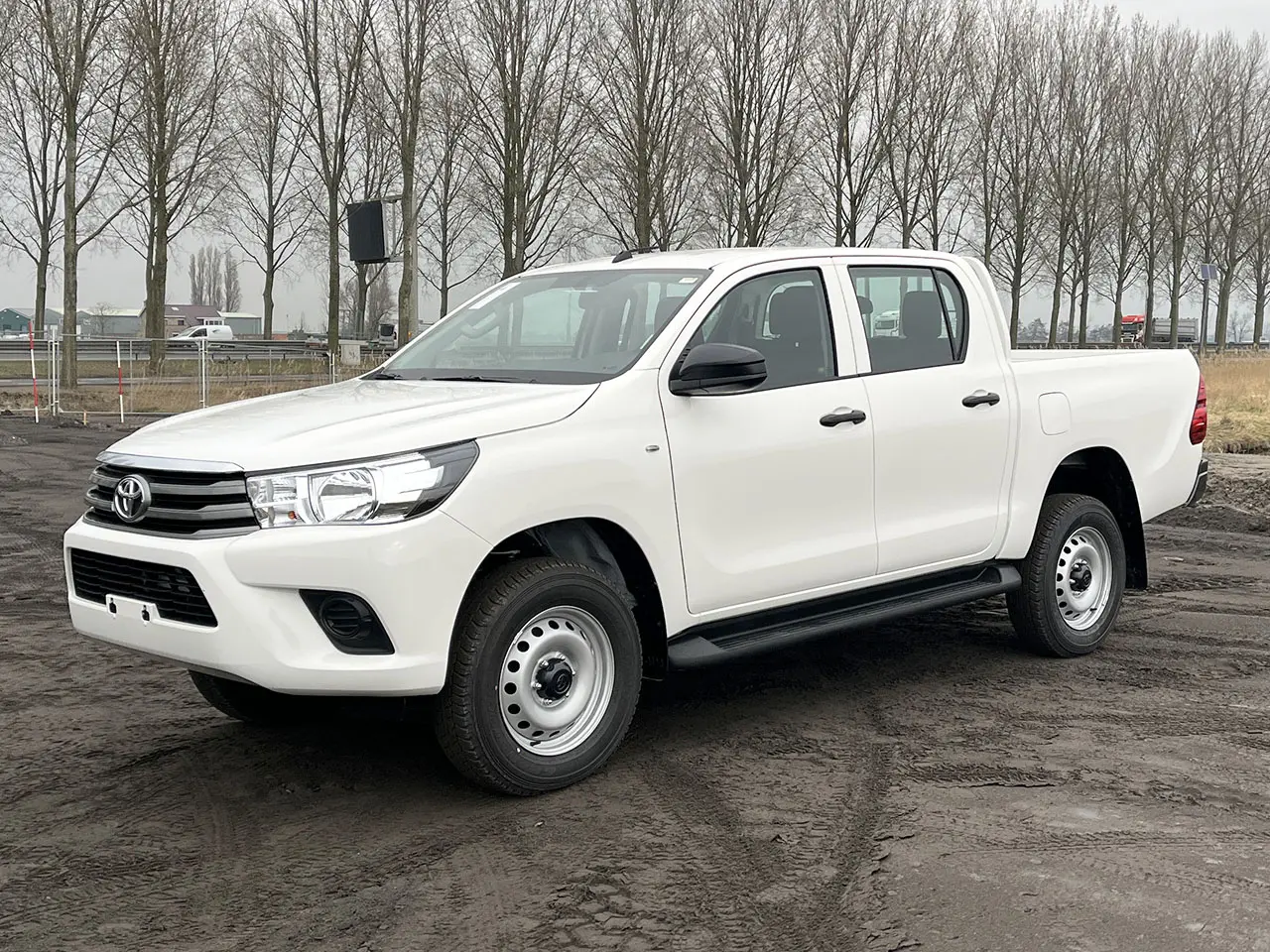 Toyota Hilux 2.4 GD6 4x4 Double Cab Pick-up 1