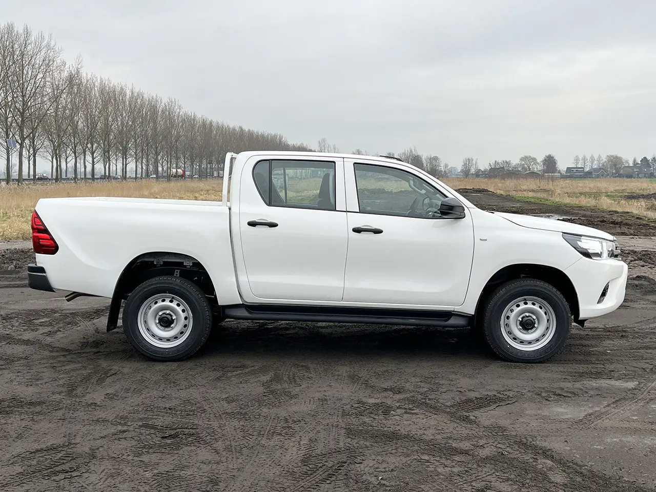 Toyota Hilux 2.4 GD6 Double Cab Pick-up 4x4 5